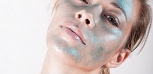 Darinka - 2010 - Make Up: Sebastien Menegatti